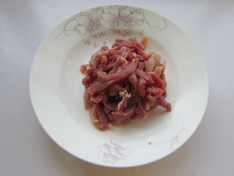 青椒羊肉丝步骤2