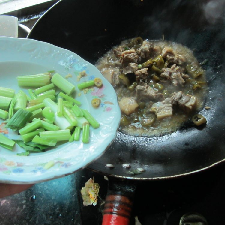 酸辣羊肉步骤6