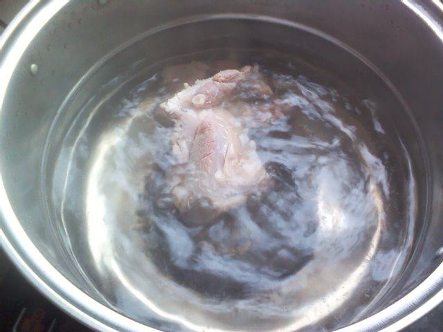 蒜泥白煮羊肉步骤2