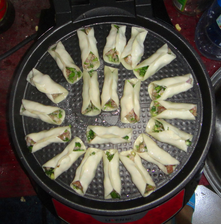 羊肉锅贴步骤10