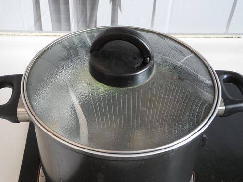 奶汤肉滑火锅步骤5