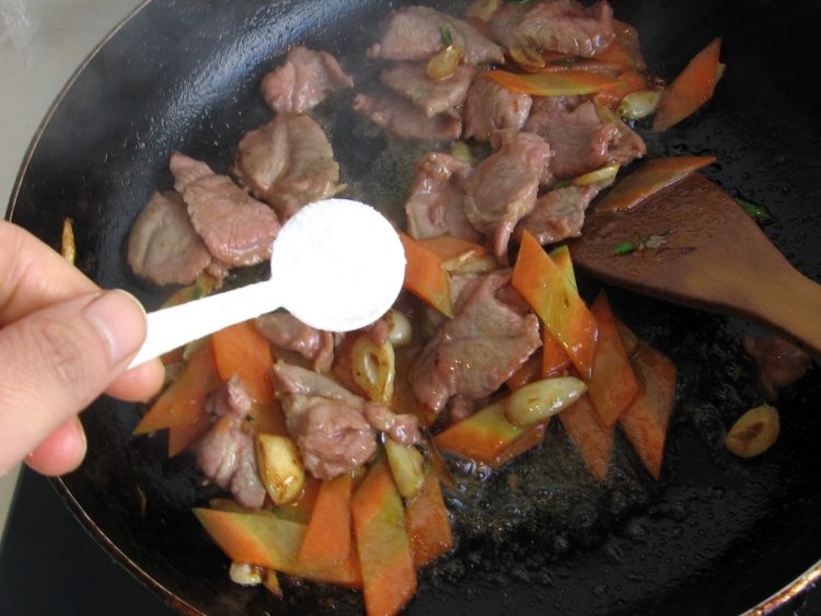 蒜香羊肉步骤8
