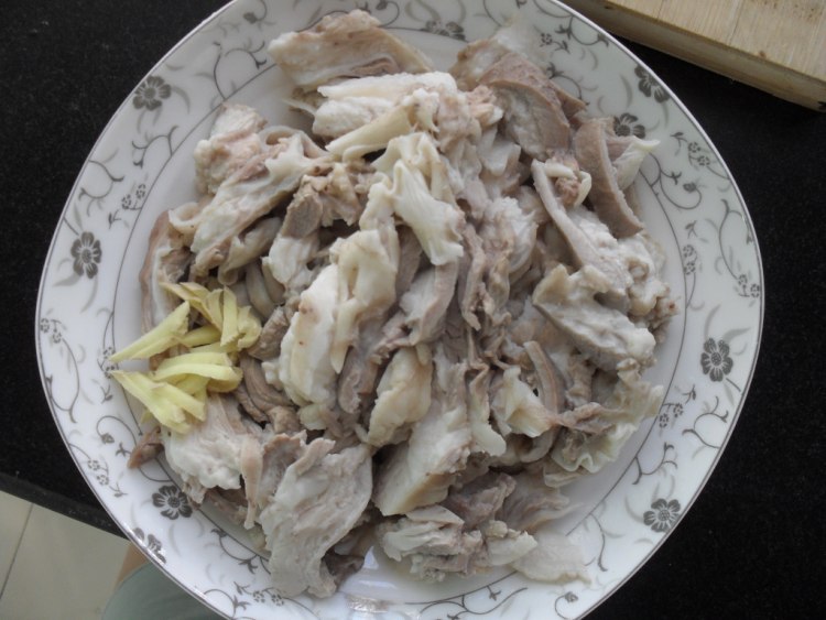 青椒回锅羊肉步骤1