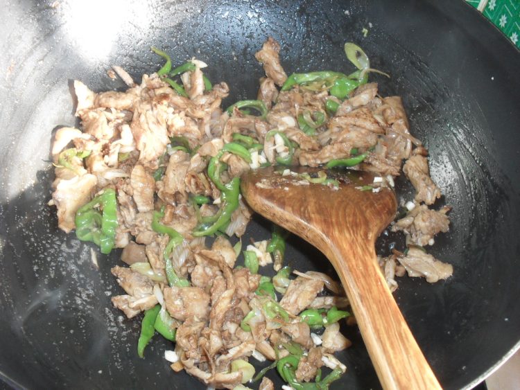 青椒回锅羊肉步骤6