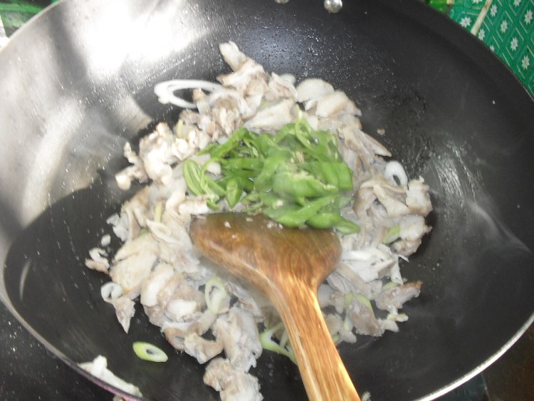 青椒回锅羊肉步骤5