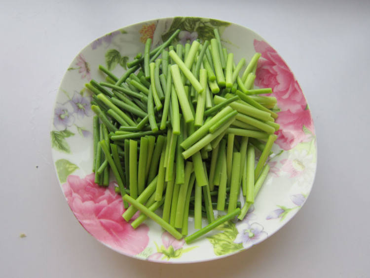 蒜薹羊肉丝步骤2