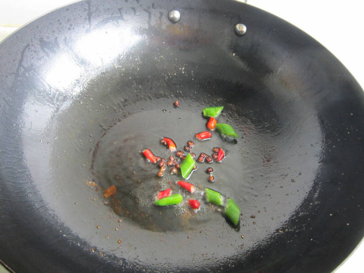 蒜薹羊肉丝步骤6