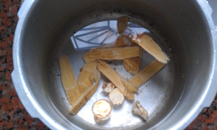 黄芪当归羊肉汤步骤4