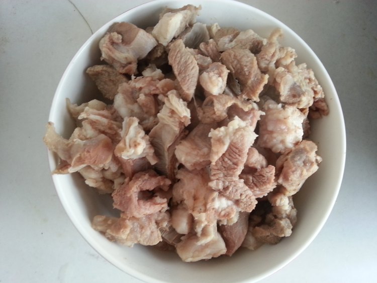 莲藕山药闷羊肉步骤3