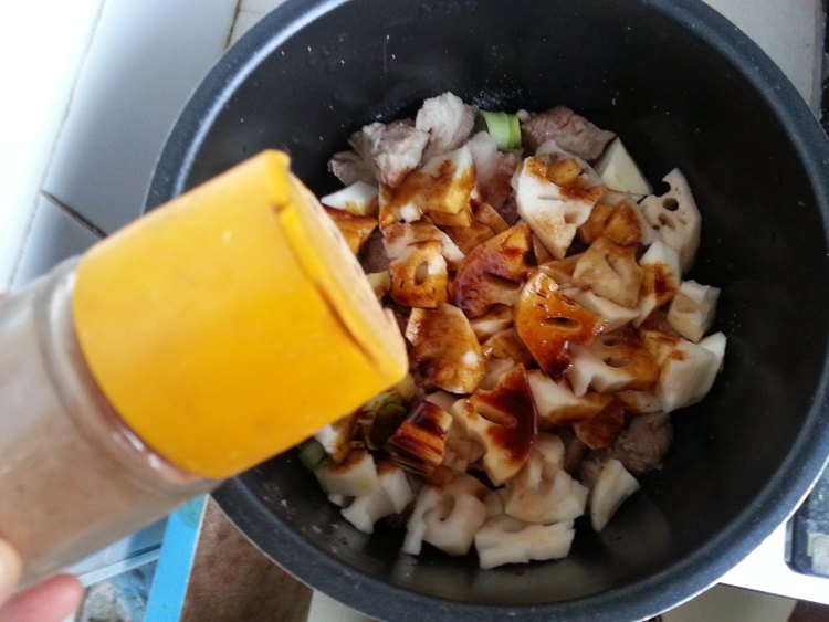 莲藕山药闷羊肉步骤10