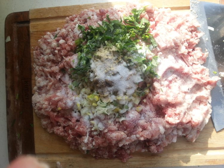 韭黄羊肉饺子步骤5