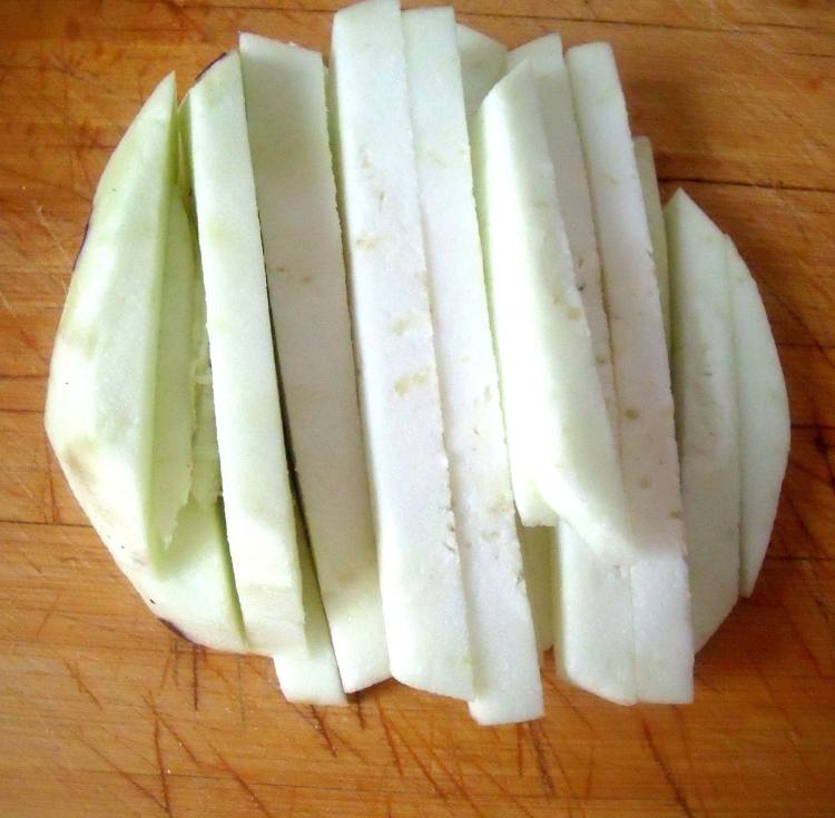 羊肉烧茄子步骤3