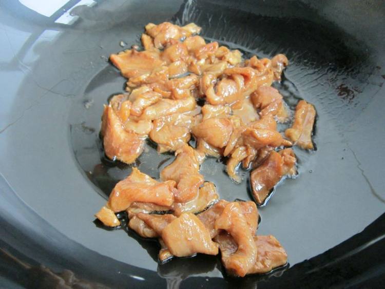 木耳肉拌面步骤10