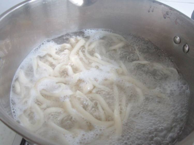 木耳肉拌面步骤9