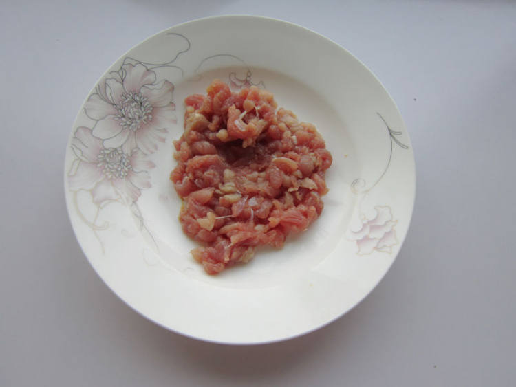 羊肉粒炒饭步骤4
