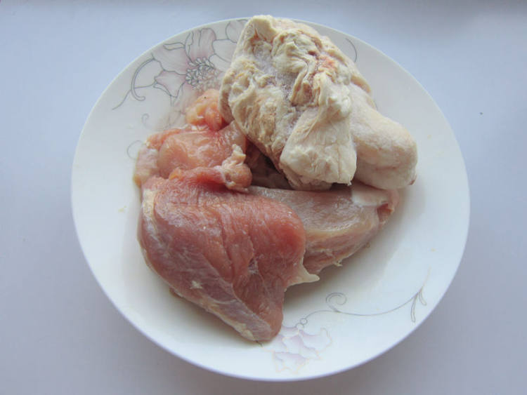 干炸羊肉丸步骤1