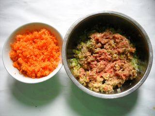 孜然羊肉生煎饺子步骤4