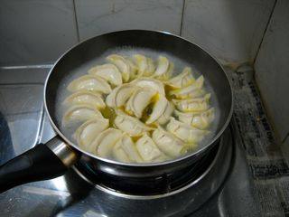 孜然羊肉生煎饺子步骤10