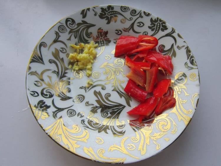 水萝卜毛白菜炒肉步骤4