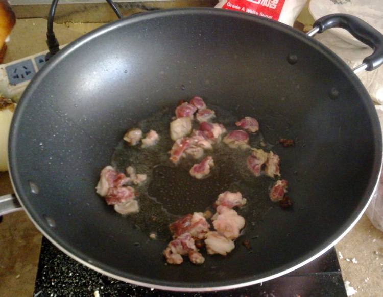 红萝卜羊肉汤步骤2