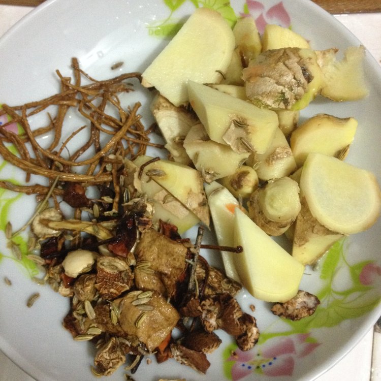 羊肉煲步骤2