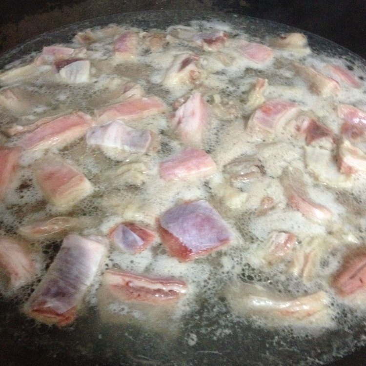 羊肉煲步骤1