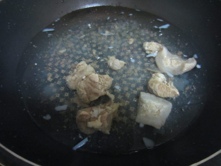 沙茶栗子羊肉步骤3