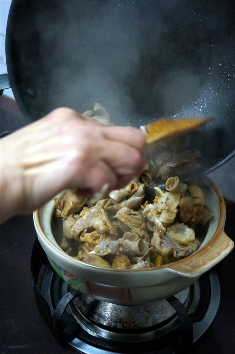 竹蔗马蹄炆羊肉步骤7