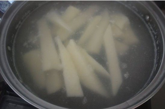 淮山煲羊肉步骤2