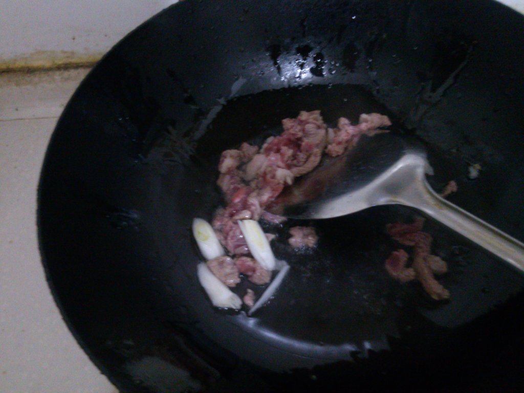 扁豆角炒肉步骤6