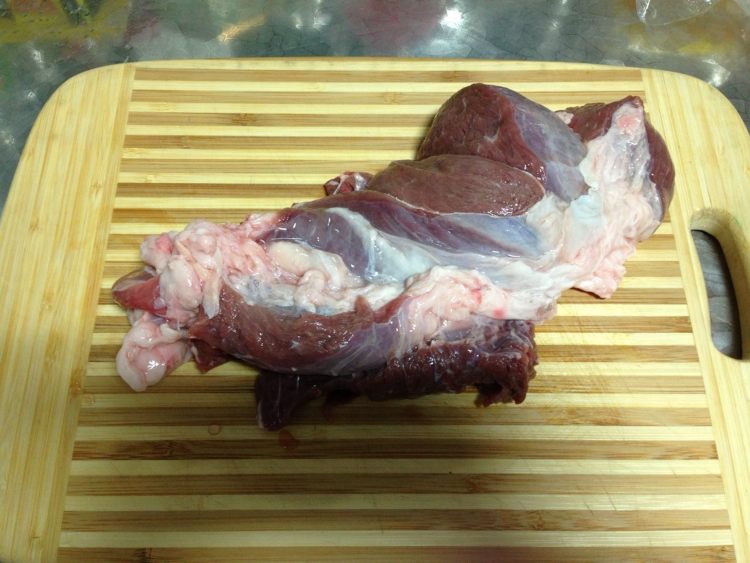 牙签羊肉串步骤1