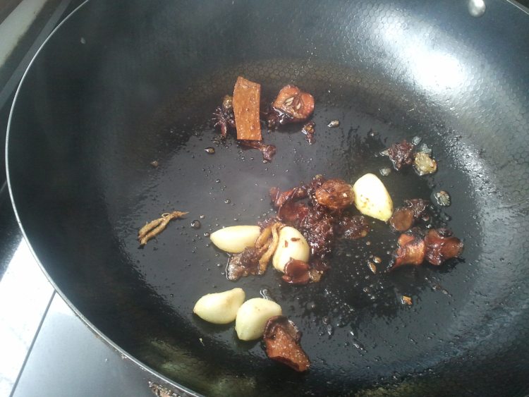 焖炖羊肉步骤8