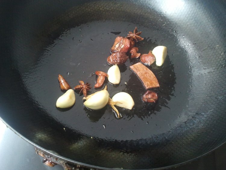 焖炖羊肉步骤7