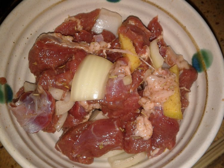 彩椒烤羊肉步骤3