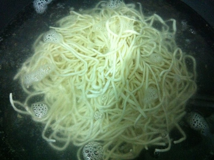 羊肉汆面步骤5