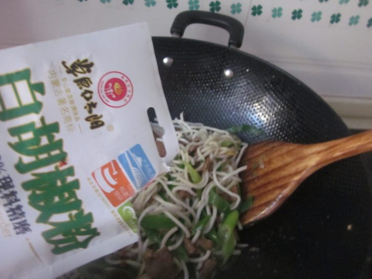 羊肉炒粉步骤6