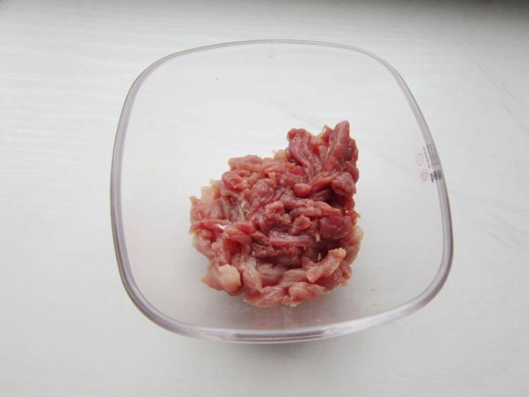恰玛古羊肉丝步骤4