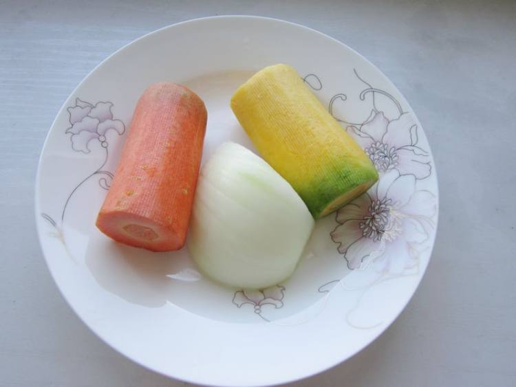 胡萝卜羊肉蒸饺步骤1