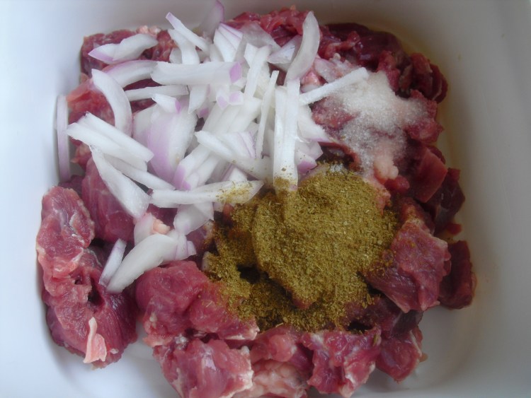 烤羊肉串步骤2