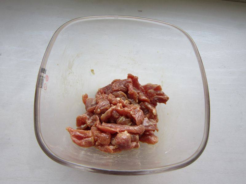 樱桃萝卜炒羊肉步骤5