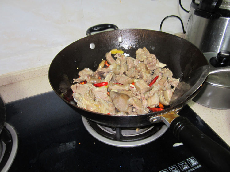 蒜瓣羊肉锅步骤6