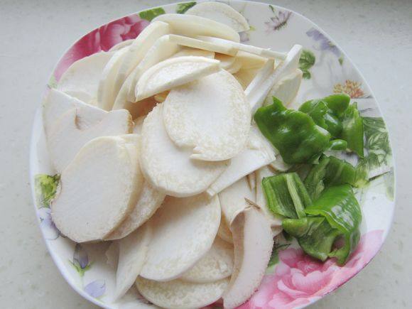 杏鲍菇炒烤肉步骤2