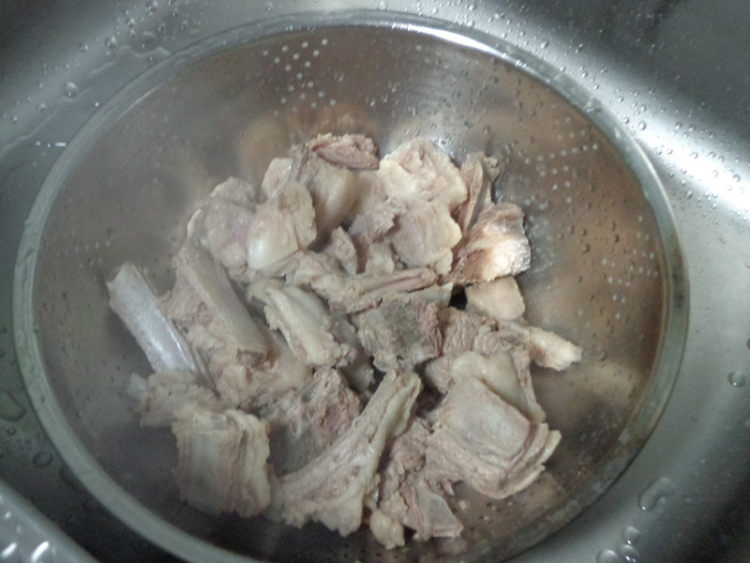 羊肉鱼丸暖锅步骤5