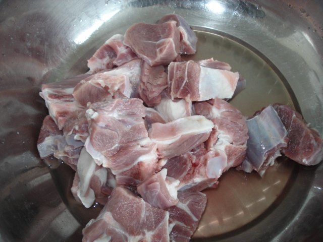 胡萝卜羊肉步骤1