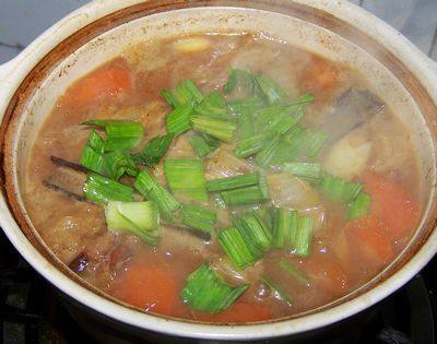 酸菜炖羊肉步骤9