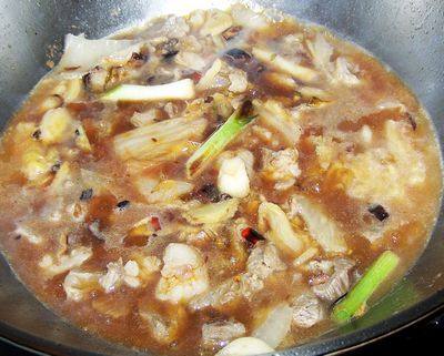 酸菜炖羊肉步骤7