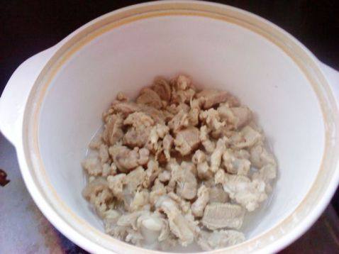 羊肉白菜砂锅面步骤5