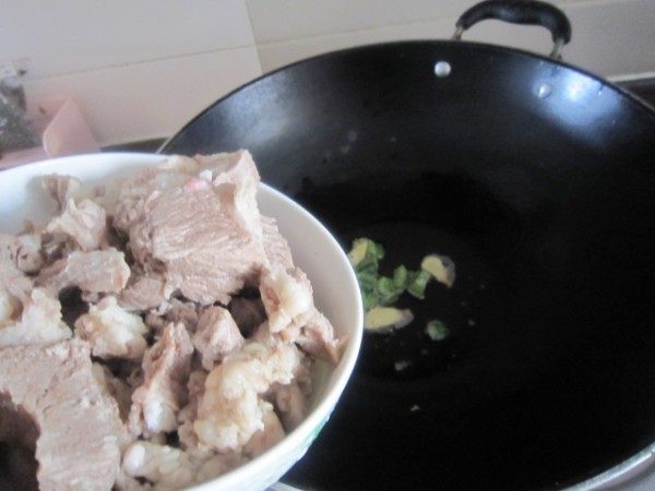 白萝卜羊肉步骤4