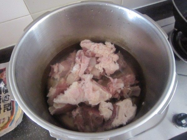 白萝卜羊肉步骤2
