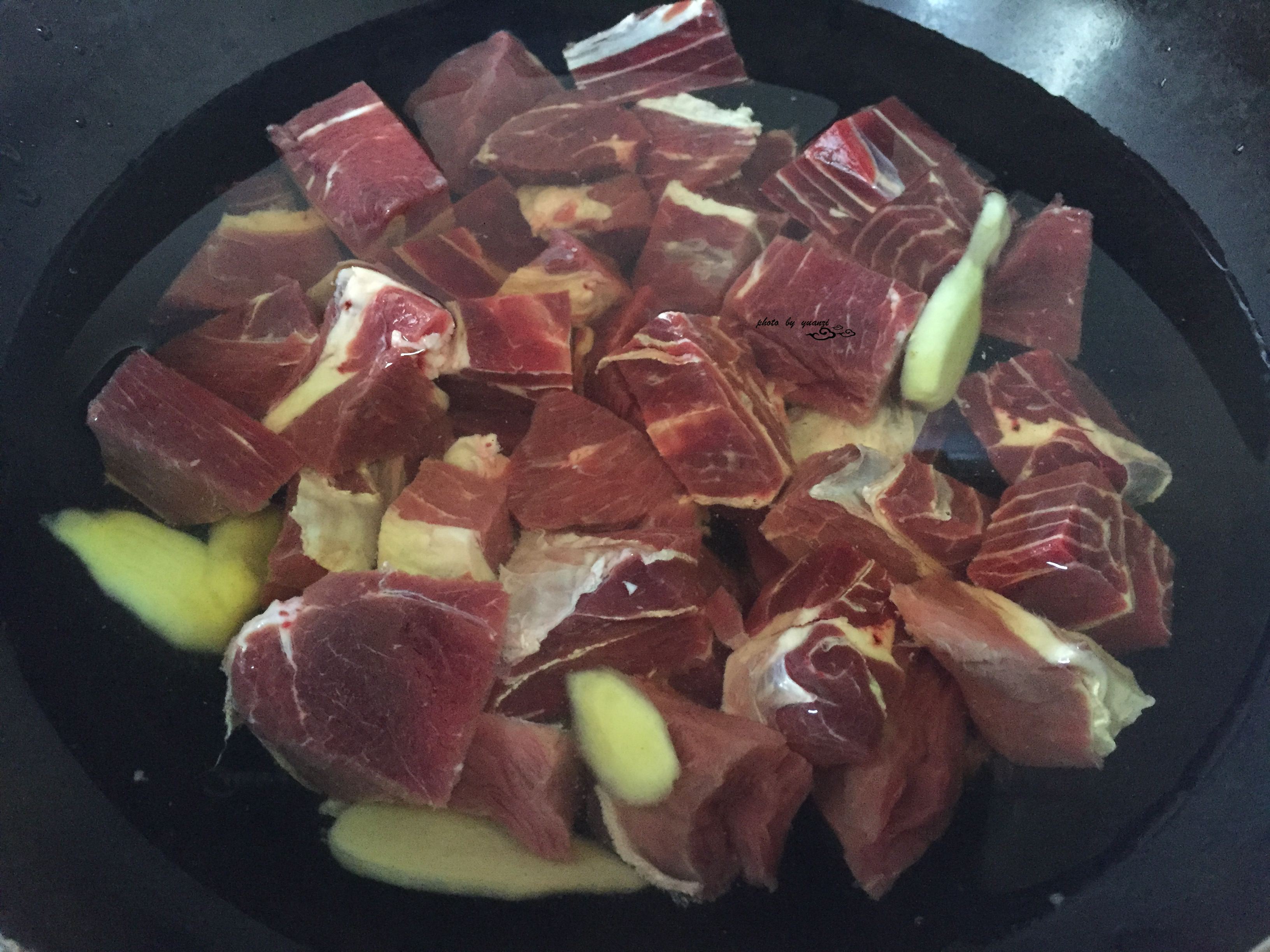 胡萝卜土豆炖牛肉步骤6